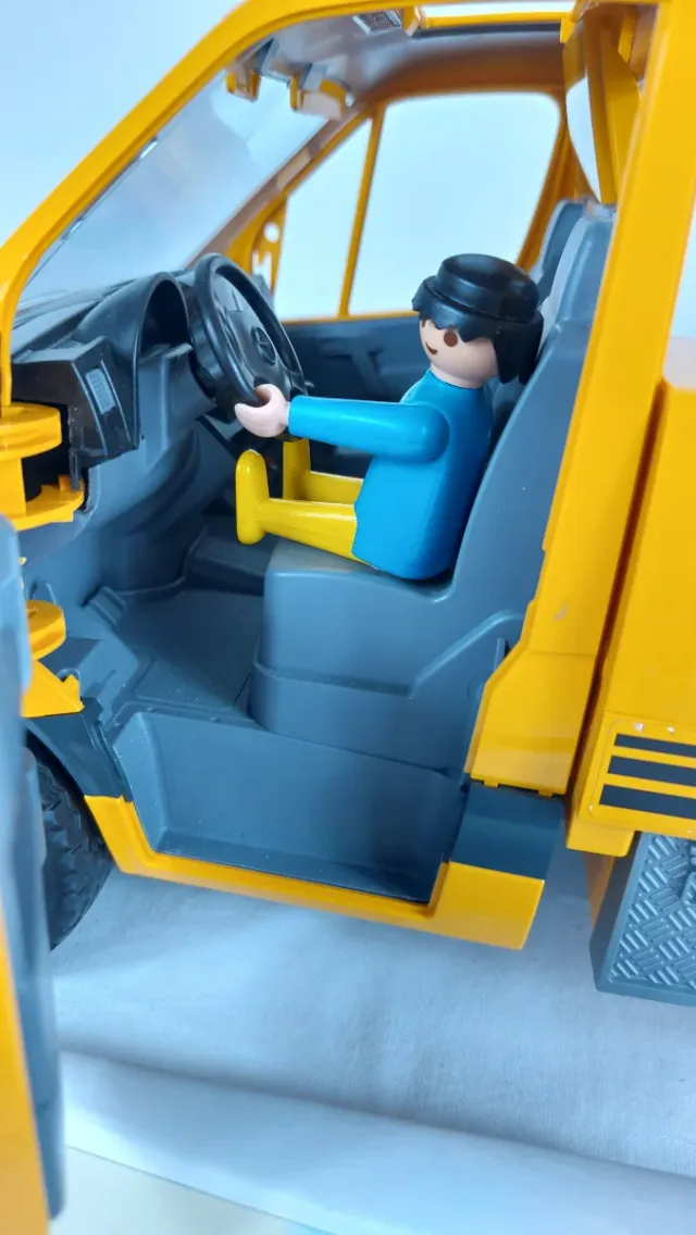 Camión grua asistencia bruder