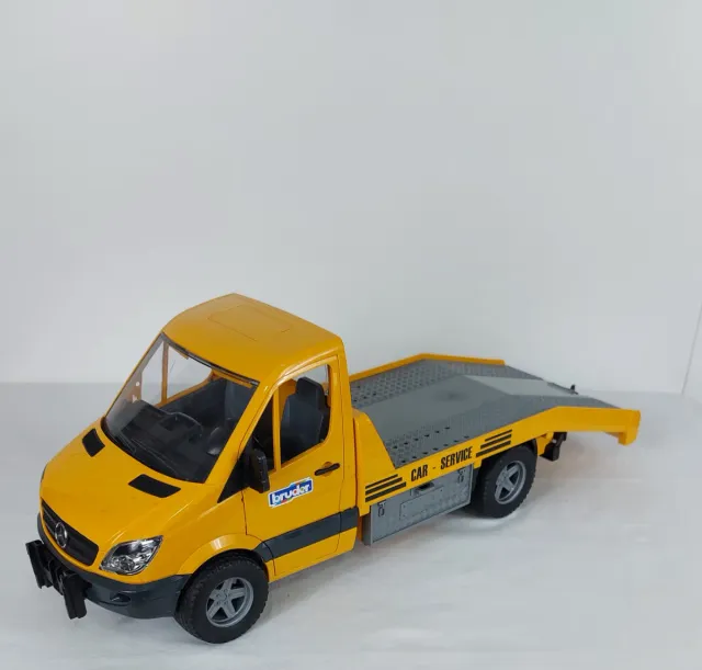 Camión grua asistencia bruder