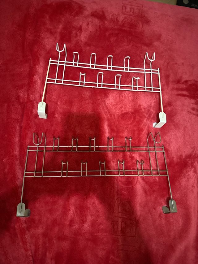 2 Colgadores Metálicos para Copas