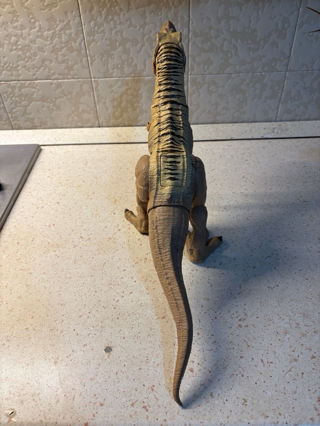 Dinosauro T-Rex Caccia e Divora