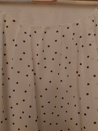 Blusa Precchio de gasa en blanco roto con topitos