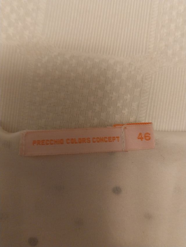 Blusa Precchio de gasa en blanco roto con topitos