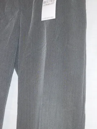 Pantalón recto vestir Stradivarius T.44