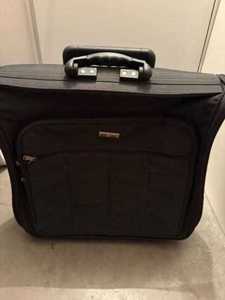 Maleta de viaje John Travel negra