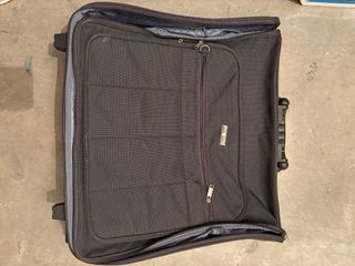 Maleta de viaje John Travel negra