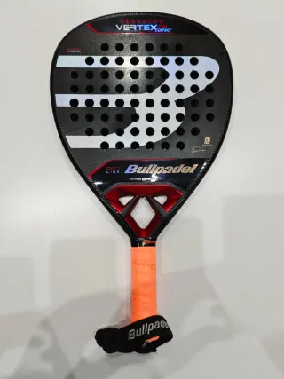 Bullpadel Vertex 04 Confort