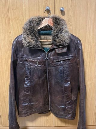 Chaqueta de piel Zara marrón