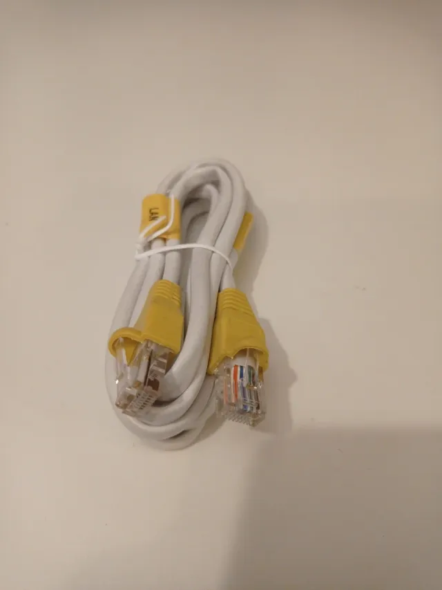 Cable de red Ethernet blanco 1 metro