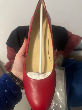 Zapatos de salón rojos talla 45