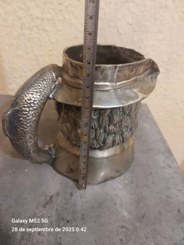 Antica caraffa in alpaca