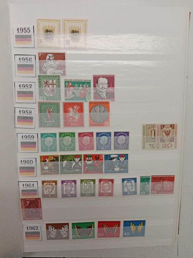 Classificador com 1275 selos da Alemanha Novos