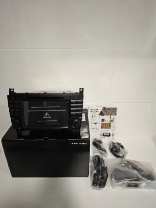 Pantalla Carplay Mercedes Benz Clase C