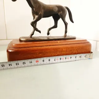 Caballo Bronce Firmado Base Madera