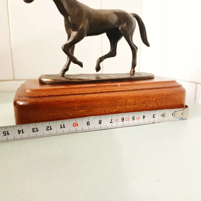 Caballo Bronce Firmado Base Madera