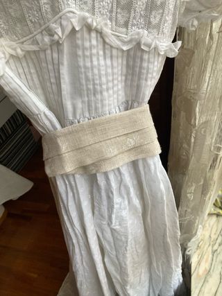 Vestido de comunión  blanco. Hecho a mano