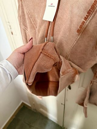 Sudadera H&M Glenn Martens Talla M