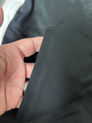 Chaqueta deportiva Nike negra y blanca