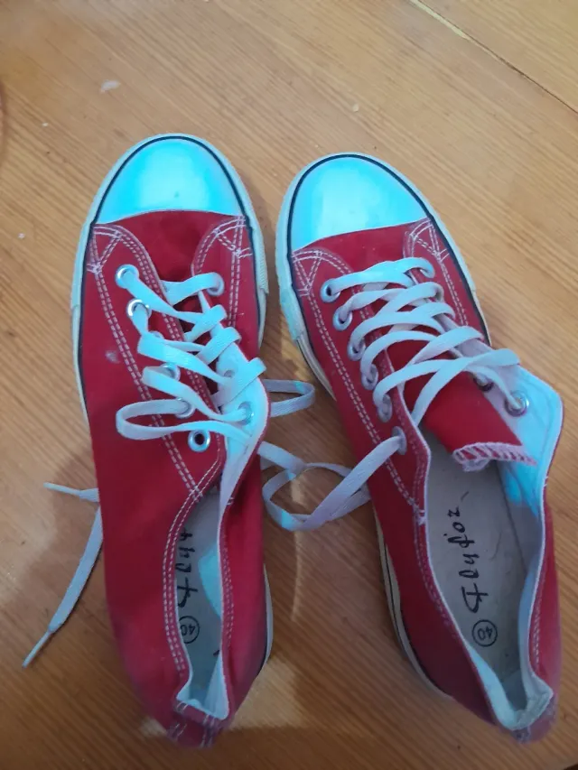 Sapatillas rojas talla 40
