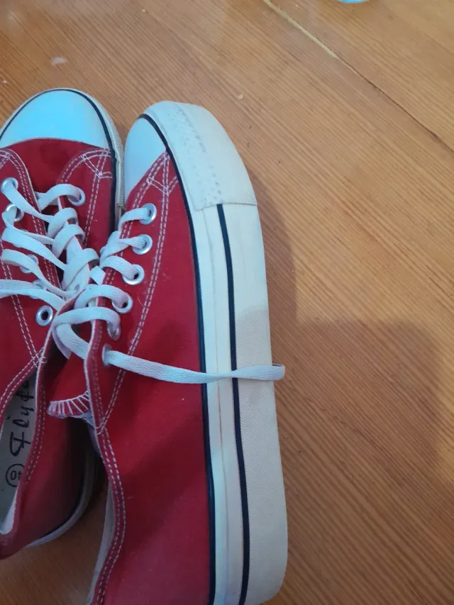 Sapatillas rojas talla 40