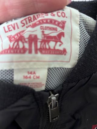 Cazadora Bomber Levi's Negra