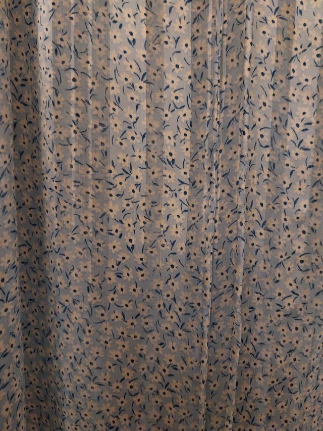 Blusa H&M gasa estampada celeste