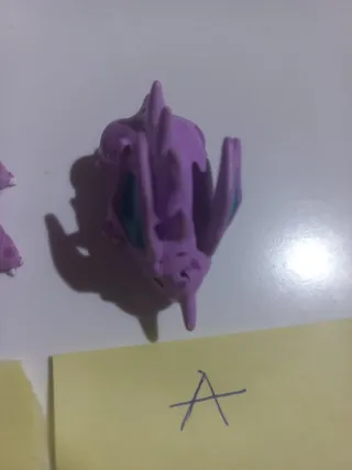 Nidorino Pokemon tomy nintendo