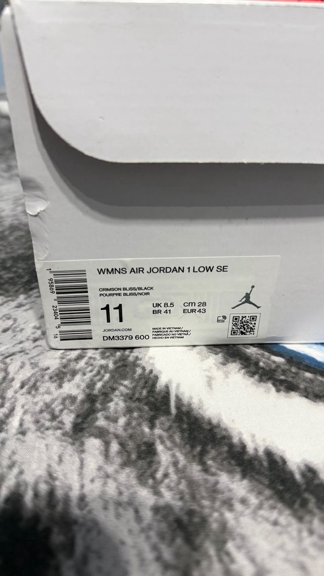 Air Jordan 1 Low SE Naranja y Negro