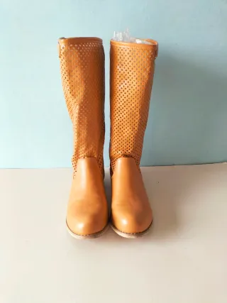 Stivali donna marroni n. 36