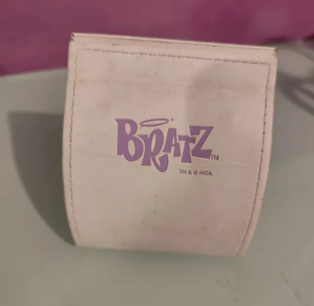 Caja con Reloj Bratz