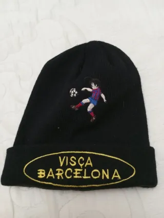 Riñonera y Gorro FC Barcelona sin estrenar.
