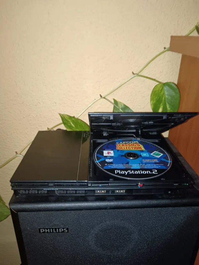 PlayStation 2 Slim Negra