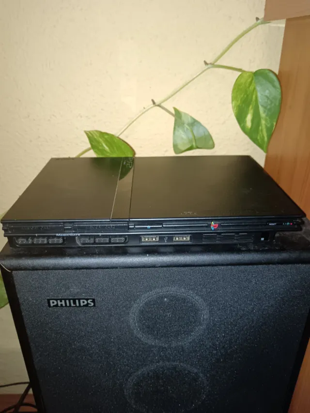 PlayStation 2 Slim Negra