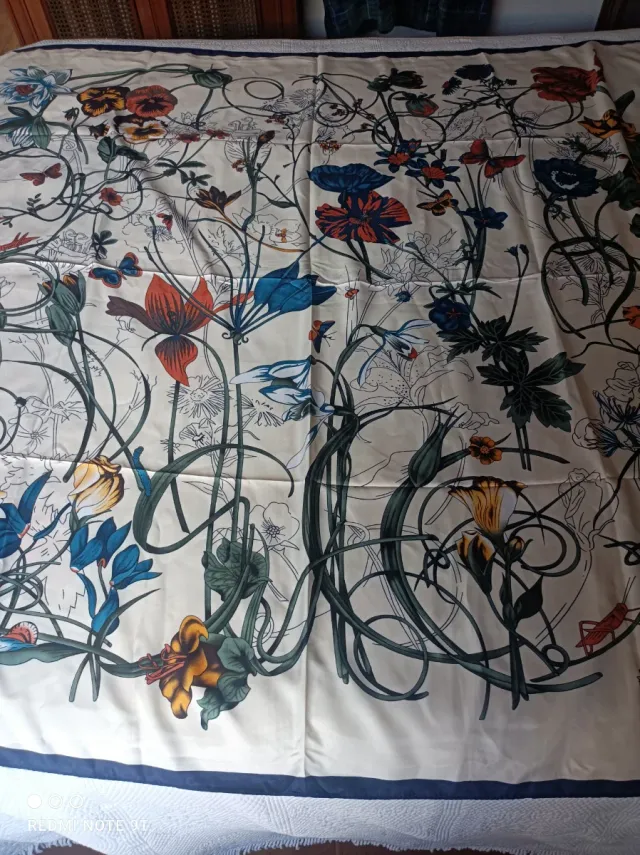 Pañuelo de cuello estampado floral