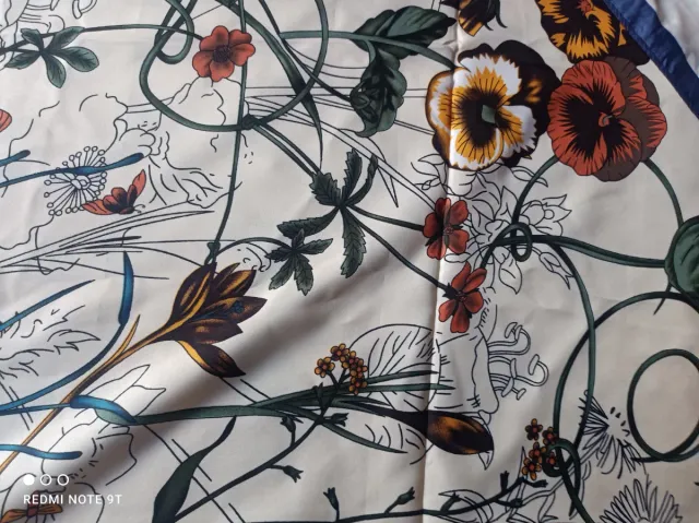 Pañuelo de cuello estampado floral