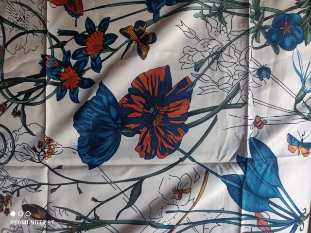 Pañuelo de cuello estampado floral