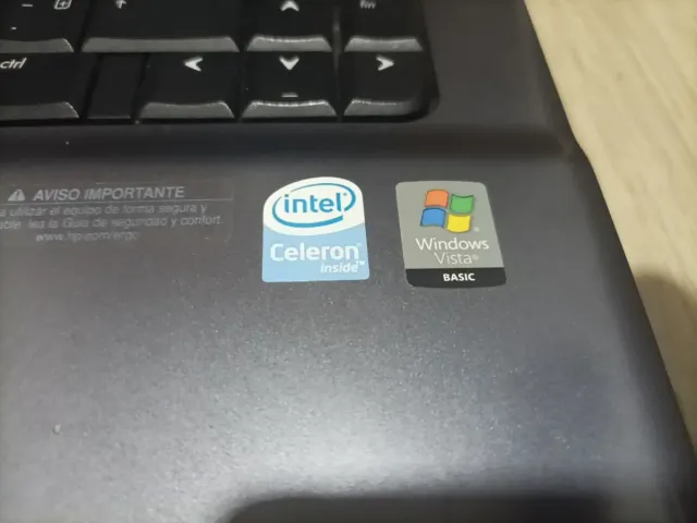 Portatile HP Grigio con Caricabatterie