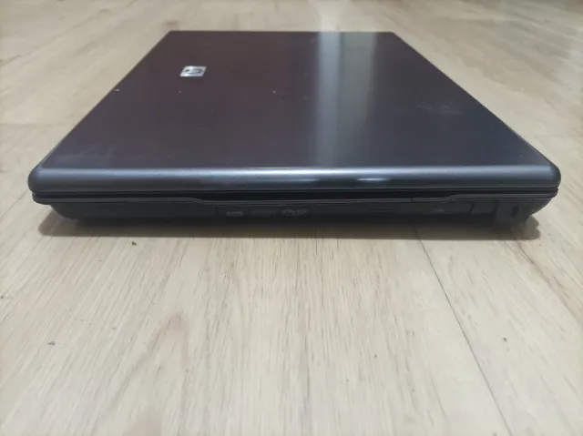 Portatile HP Grigio con Caricabatterie