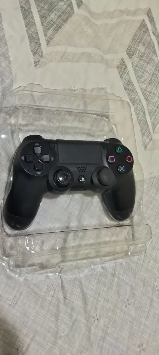 Mando PS4 Inalámbrico Negro
