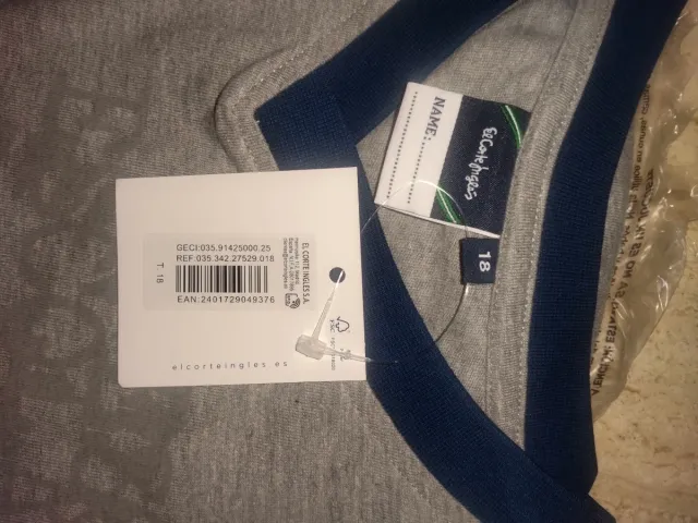 Camiseta Colegio Calasancio Talla 18 Gris