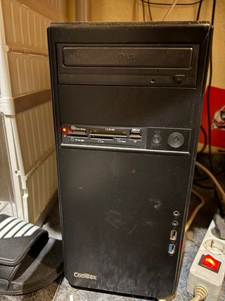 Ordenador de mesa Básico