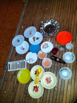 Lote Juguetes Antiguos Vajilla y Accesorios