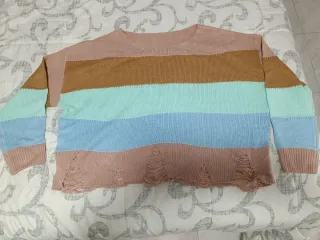 2 Jersey Romwe Talla M/L verde Militar y de colore