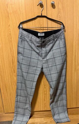Pantalón cuadros gris Pull & Bear