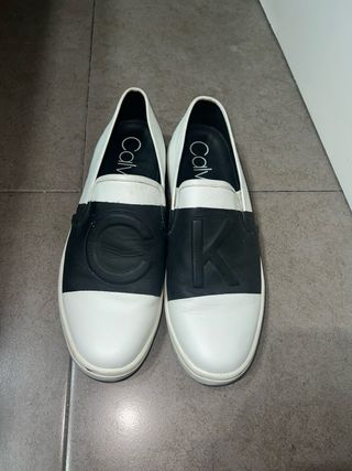 Zapatos Calvin Klein Negros y Blancos