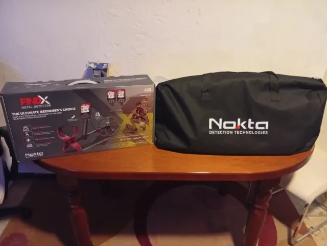 Detector de metais Nokta Find Pro submersível