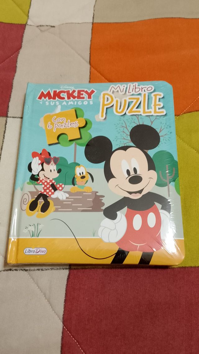 LIBRO PUZLE MEDIANO MICKEY Y SUS AMIGOS Nº 1