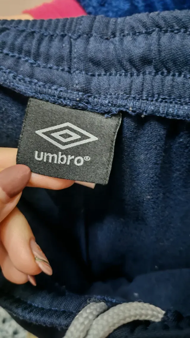 Pantalón deportivo Umbro Talla S