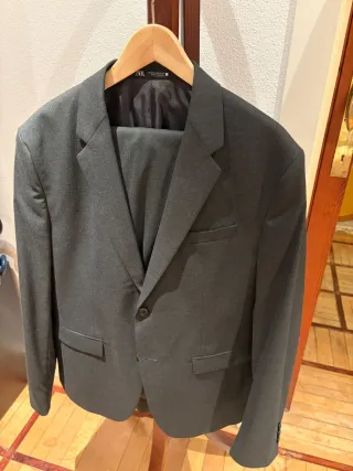 Trajes de vestir  Zara.