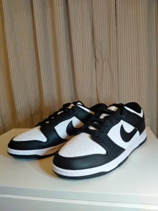Zapatillas Nike Dunk Low Blancas y Negras