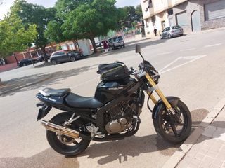 Moto Hyosung GT250i Comet